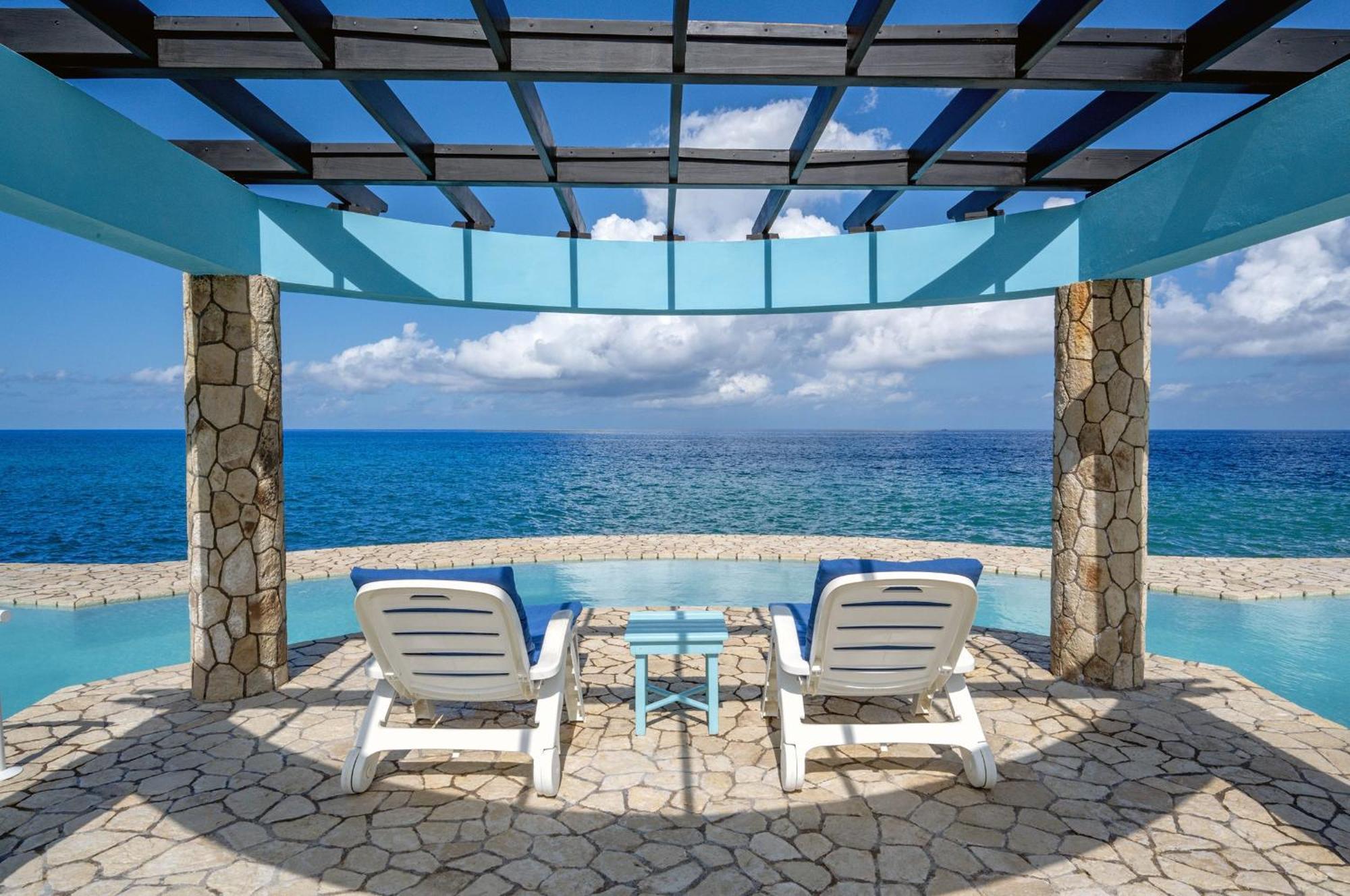 Ocean Cliff Hotel Negril Limited - Adults Only ภายนอก รูปภาพ