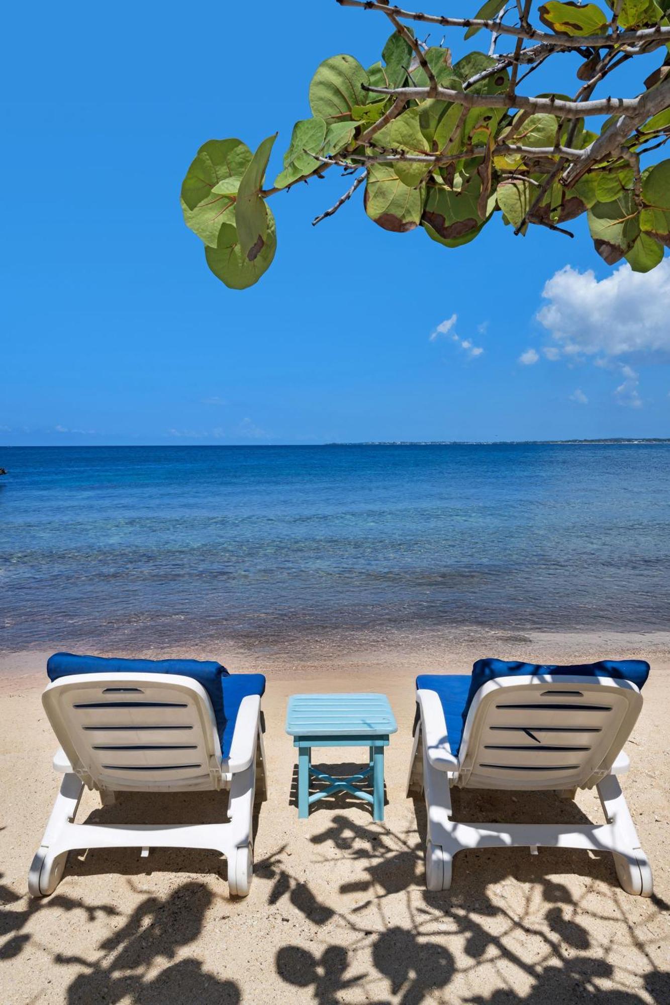 Ocean Cliff Hotel Negril Limited - Adults Only ภายนอก รูปภาพ