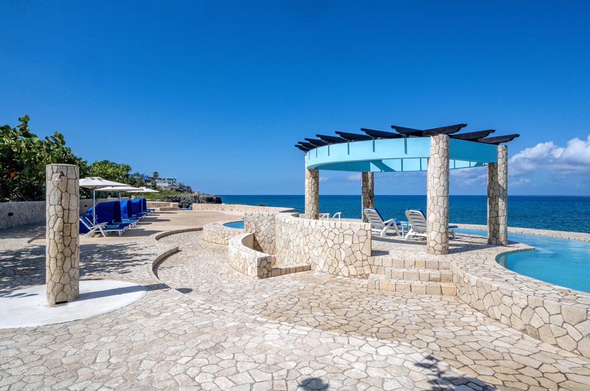 Ocean Cliff Hotel Negril Limited - Adults Only ภายนอก รูปภาพ